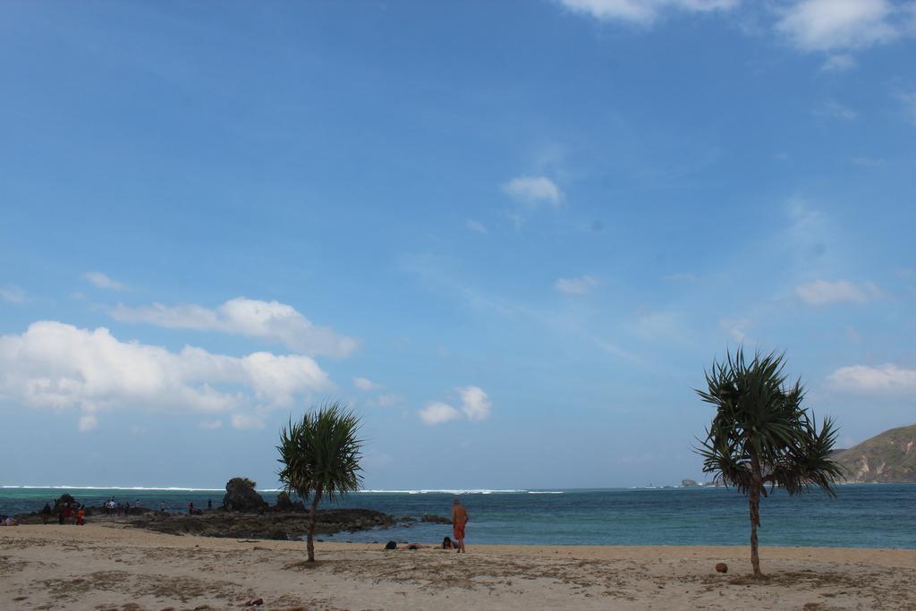 Tastura Beach Hotel Kuta (Lombok) Exterior foto